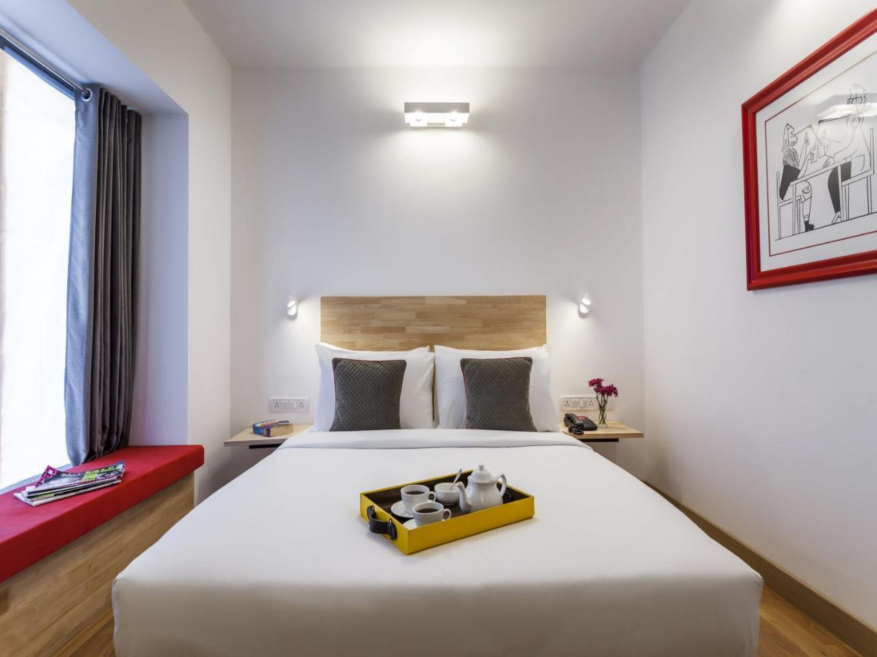 Готель Oyo Townhouse 11 Esplanade Колката Екстер'єр фото